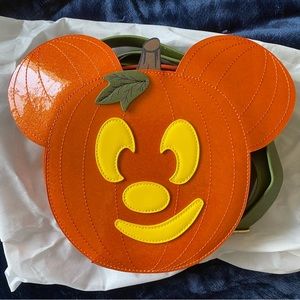Backstitch Bruja Pumpkin Mickey Convertible Bag